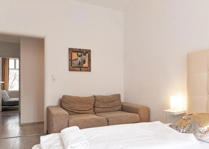 דירה 2 Pleasant Flats Prime Location, Perfect For Short Term וינה