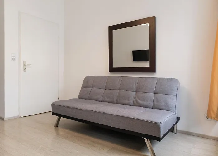 דירה 2 Pleasant Flats Prime Location, Perfect For Short Term