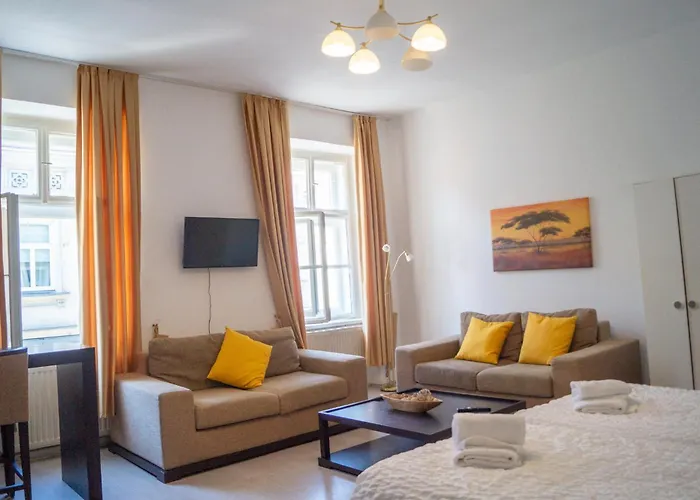 דירה 2 Pleasant Flats Prime Location, Perfect For Short Term